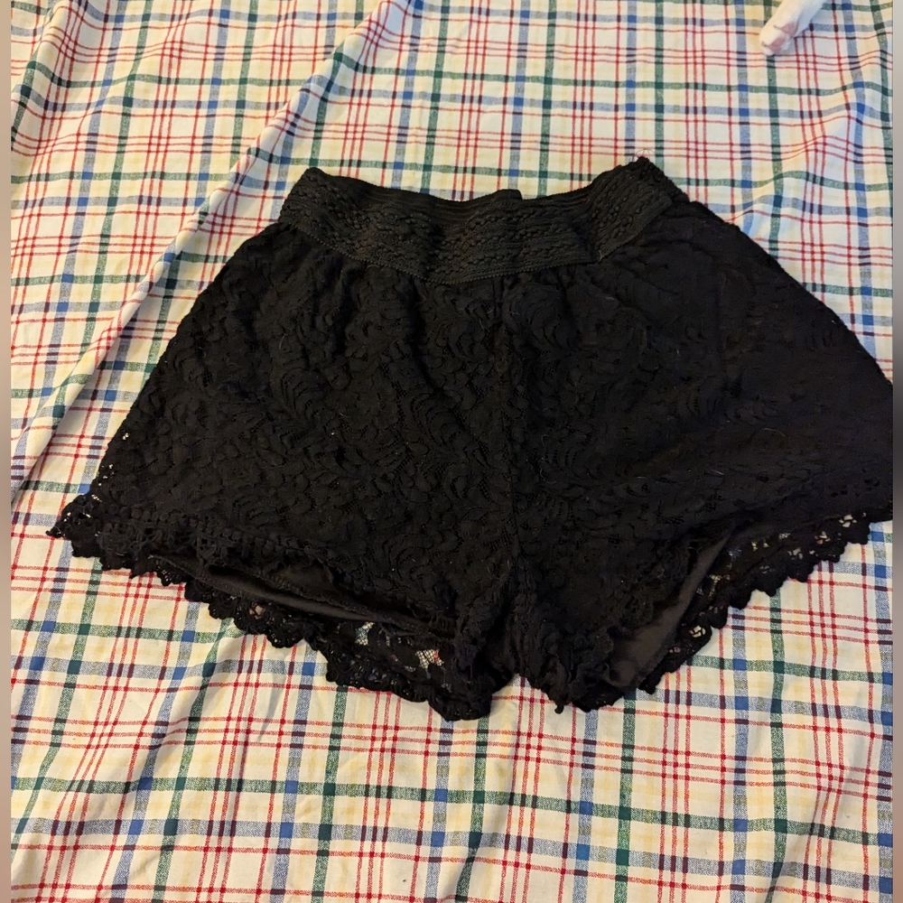 Lacey shorts